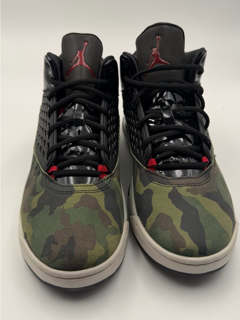 Jordan Men's Camo Sneakers - Black/Green